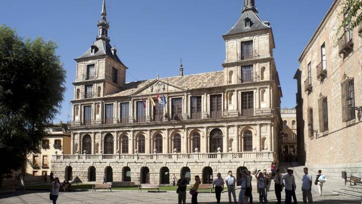 Toledo refuerza los servicios sociales con la incorporación de cuatro trabajadores