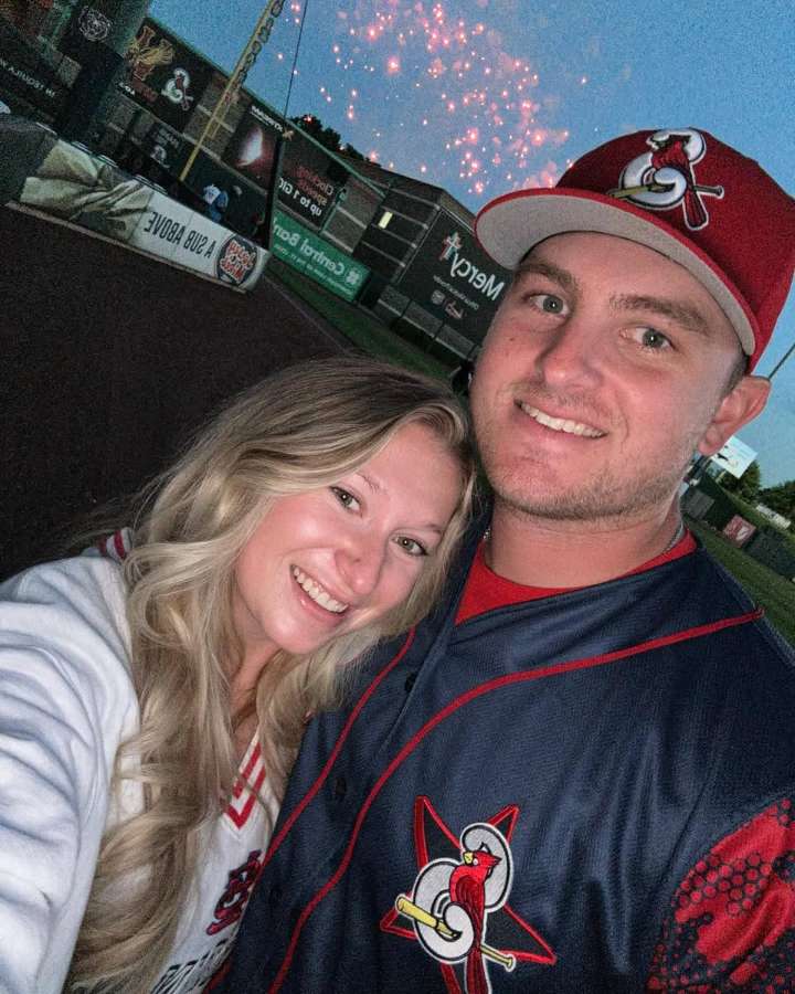 Pro baseball roundup: White briefly returned to majors; Love rolls on