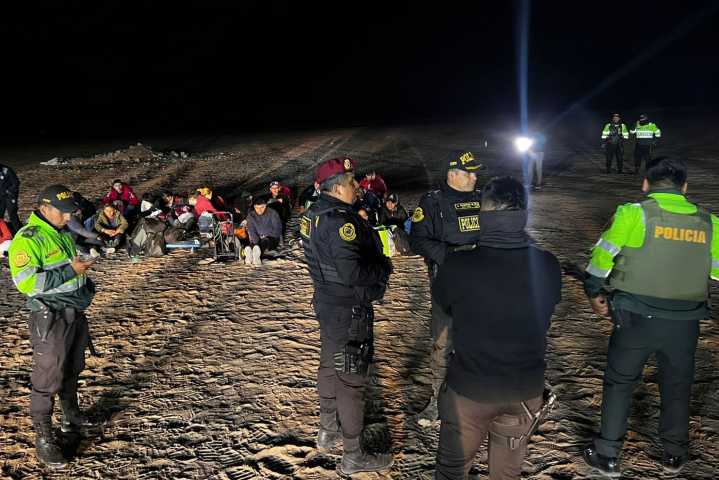 La PNP captura a 6 «coyotes» en la frontera que traficaban con la esperanza de 38 migrantes