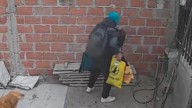 Al ladrón lo corrieron dos vecinos y terminó golpeado