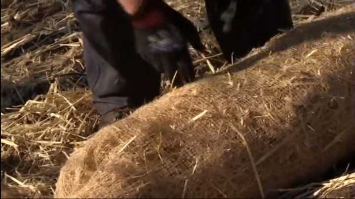 A Xunta comezou a instalar barreiras anticontaminación para que a cinza non chegue aos ríos