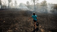 Controlado un incendio declarado a pocos metros de Morasverdes (Salamanca) que movilizó a más de una decena de medios