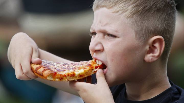 Akron Pizza Fest serves up hot slices in Lock 3 Park Friday, Saturday