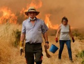 España, Portugal y Grecia luchan contra incendios forestales devastadores