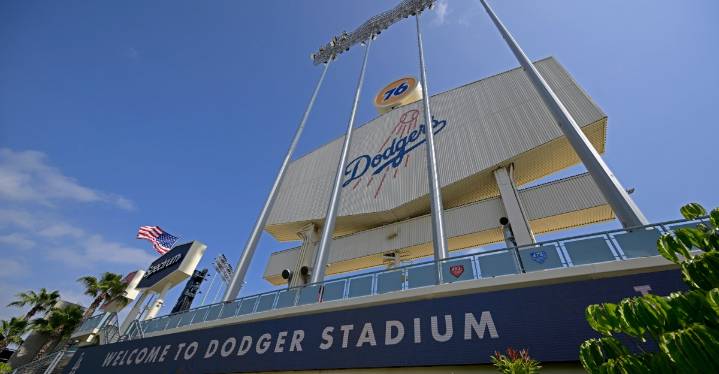 Dodgers 2026 schedule opens Thursday, March 26 at home
