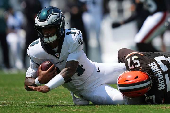 Eagles’ 53-man roster projection: Who will be QB3, how many CBs will make the team?