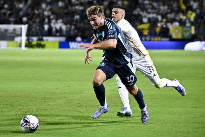 Deadspin | Sounders shut out Galaxy, charge into Leagues Cup final