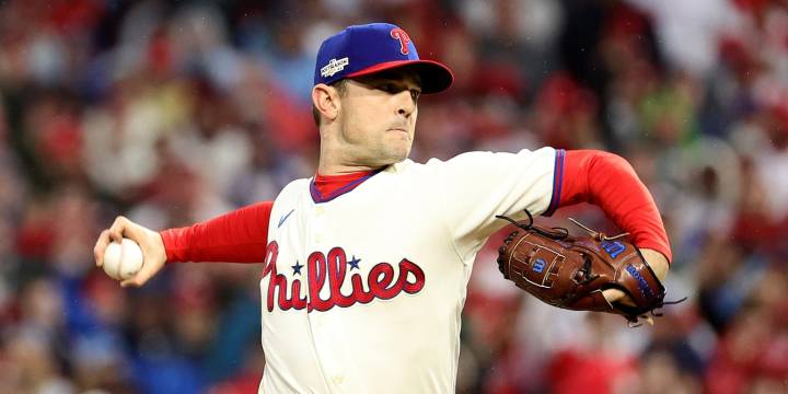 David Robertson joins Phillies' active roster