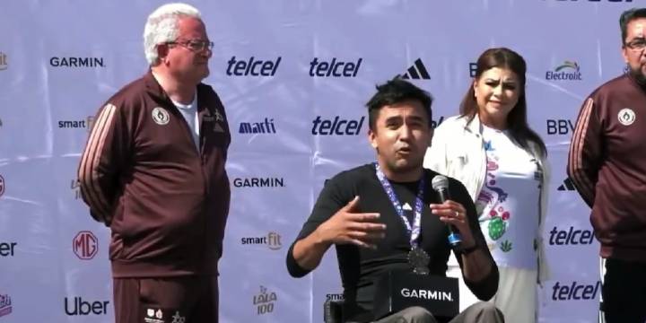 50 mil dls vs 60 mil pesos: denuncian desigualdad corredores en silla de ruedas en el Maratón de la CDMX