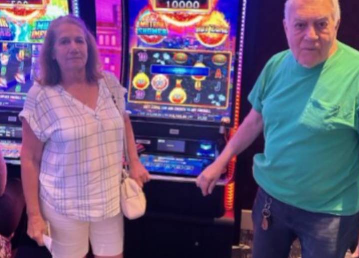 Mass. casino winner: $1.50 bet wins jackpot prize at slot machine