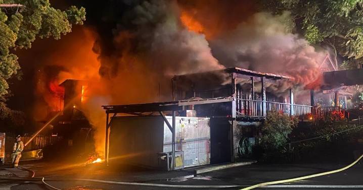 Kula Lodge & Restaurant engulfed in flames; cause under investigation
