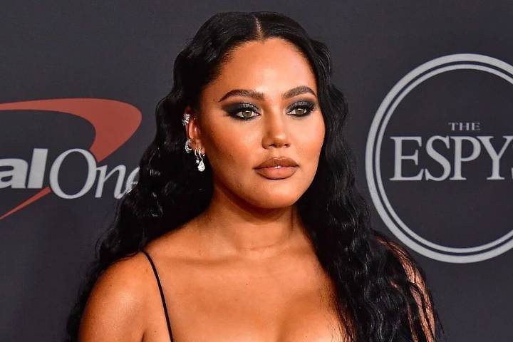 “I Was Just Crying”: Ayesha Curry Voices Struggle Of Postpartum That Was Kind Of Scary With Steph Ayesha Curry reveals a scary incident that took place during her postpartum with her husband and Warri