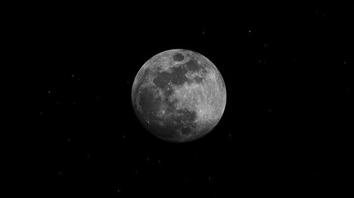 Llega la Luna Negra: el misterioso fenómeno que oscurecerá el cielo este sábado