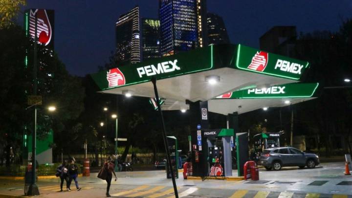 Detienen a ex director de Pemex en Estados Unidos