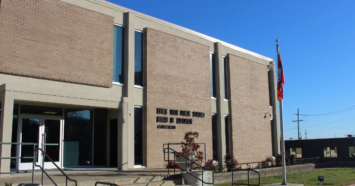 Little Rock School Board considers marketing and engagement plan, social media lawsuit