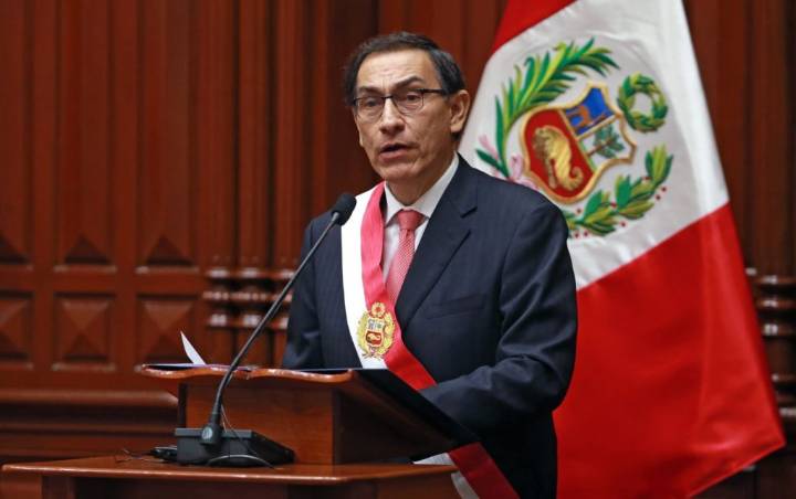 Expresidente Vizcarra enfrenta prisión preventiva tras decisión de autoridades peruanas