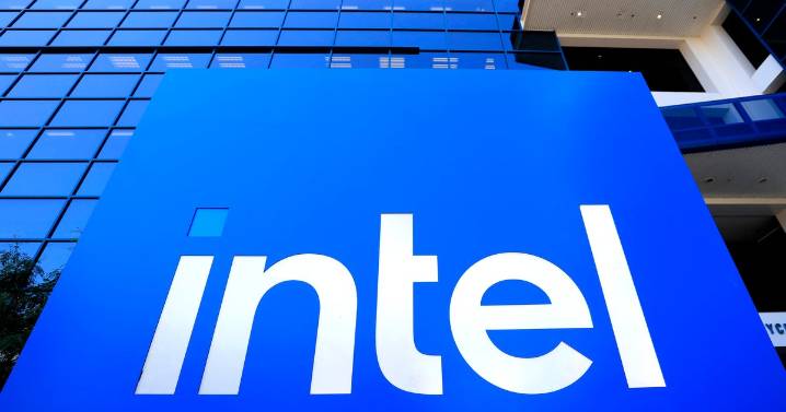 Intel CEO says he's talking to the Trump administration to give them "the facts"