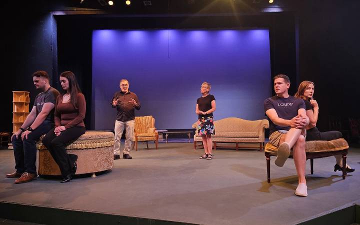 Racine Theatre Guild Reminds Us of ‘The Importance of Being Earnest’