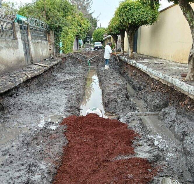 Avanza al 50 por ciento la pavimentación integral de la calle Adolfo...