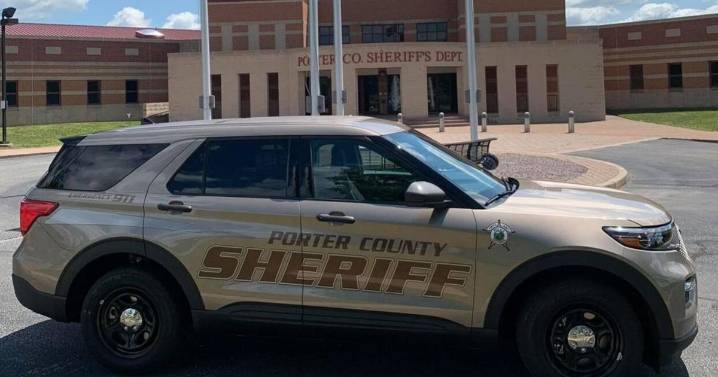 Cash bond set for former Porter County jailer accused of bringing in drugs