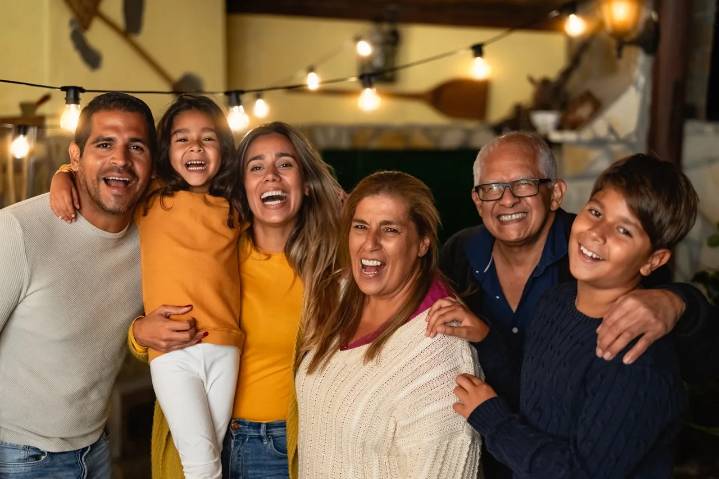 Charlotte se llena de ritmos latinos, cine y clases de estiramiento