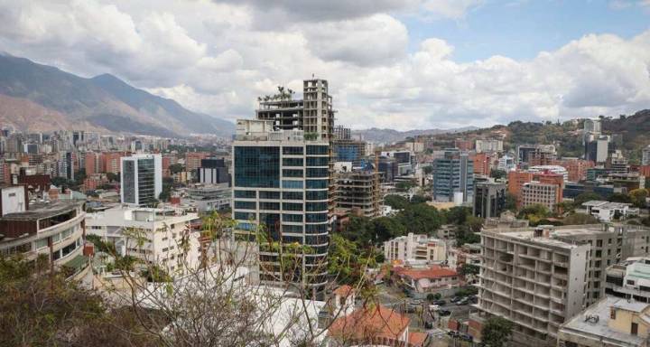 Sector comercial de Caracas espera un segundo semestre con mayor dinamismo económico