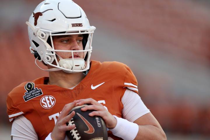 Texas' Manning 'isn’t going to' enter 2026 draft, grandfather says