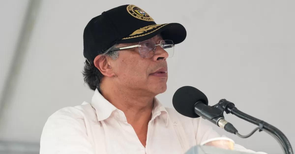 Petro menciona posible reelección en evento en Bahía Solano, Chocó