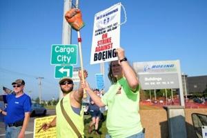 Striking Boeing defense workers turn to US Congress