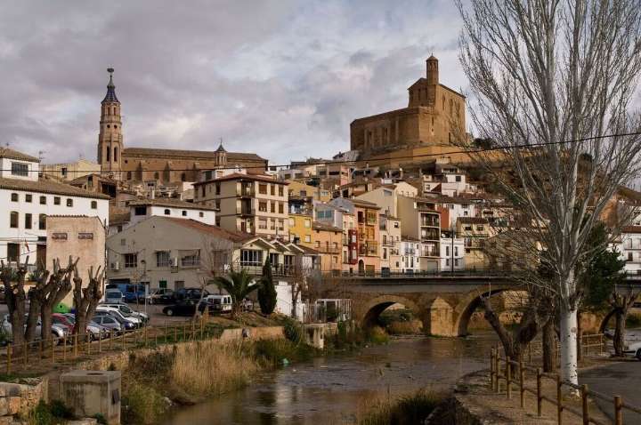 Este pueblo de Aragón es el favorito para jubilarse: barato y a 1 hora de Zaragoza