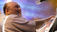 Eddie Palmieri, músico pionero del jazz latino y ganador del Grammy, muere a los 88 años