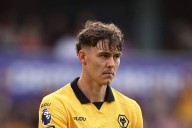 Wolves reject £55m bid from Newcastle for Jorgen Strand Larsen