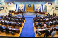 Persiste en El Salvador oposición a reforma constitucional