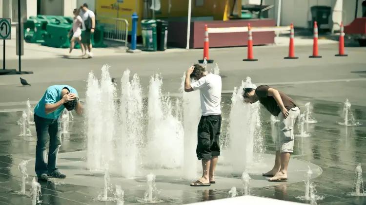 Ola de calor en México: 49 muertos y más de mil af...