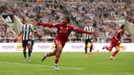 Rio Ngumoha, de 16 años, anota agónico gol para que Liverpool derrote 3