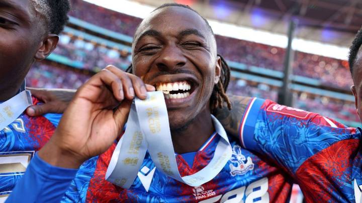 Transfer rumors, news: Eze keen on Spurs move, amid Arsenal links