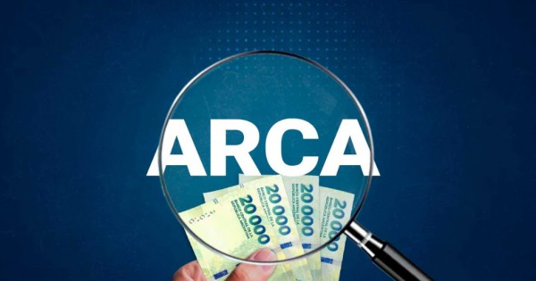 ¿Cuánto dinero podés transferir a un familiar sin declarar en agosto 2025?