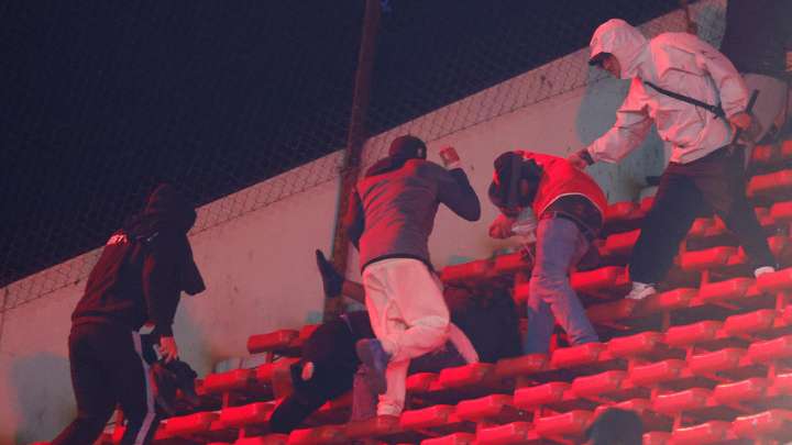 El estado de salud de los heridos durante la batalla entre hinchas de Independiente y Universidad de Chile