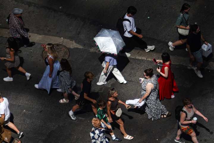 17-year-old arrested after 3 shot in Times Square