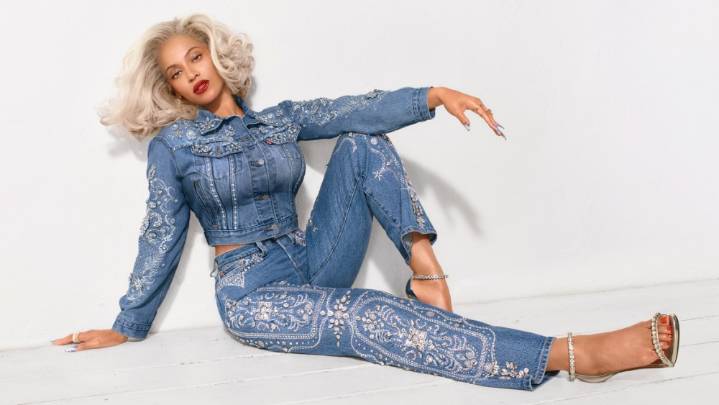 Beyoncé x Levi's Unveil Denim Collection, Wrap Up Year