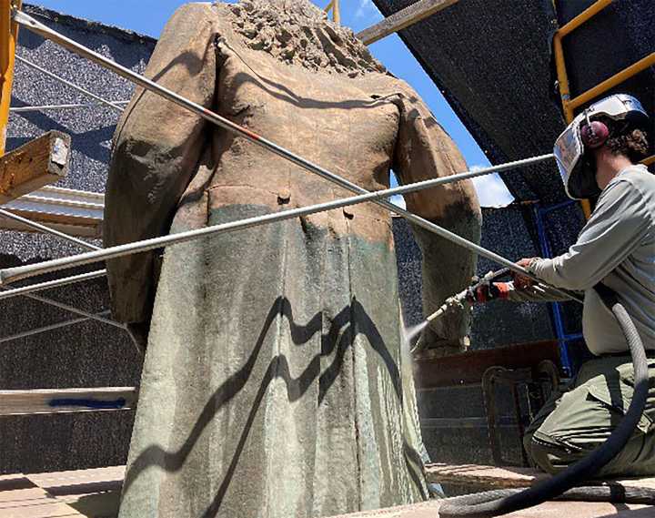 Trump Administration to Reinstall Two Confederate Statues