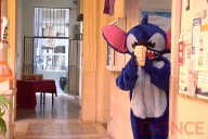 La Facultad de Ciencias Económicas celebró el Día del Niño con cine, juegos y chocolatada