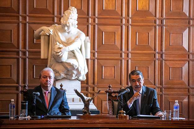 Rector de la UASLP informa crítica situación financiera de la institución a consejeros, funcionarios y representantes sindicales