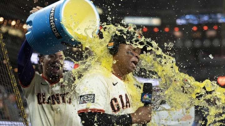 Rafael Devers, bizarre Matt Chapman play spark Giants’ win