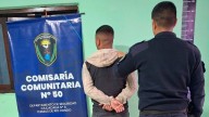 Un hombre con pedido de captura fue detenido tras chocar su auto contra un poste en Las Termas