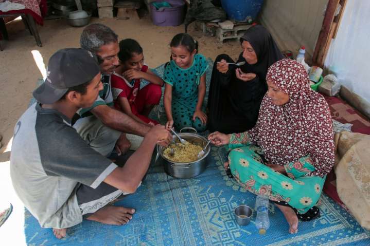 Una ONG afirma que los niños de Gaza están demasiado débiles para llorar