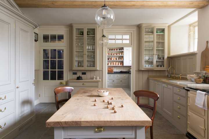 The designer's room: This kitchen in a Queen Anne-style home is proof that pretty and practical can go hand in hand