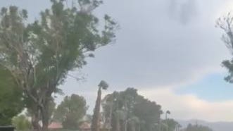 An intense wind blows into North Palm Springs amid thunderstorm alert