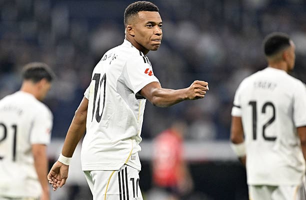 Real Madrid gana y convence en su estreno con Xabi Alonso frente a Osasuna