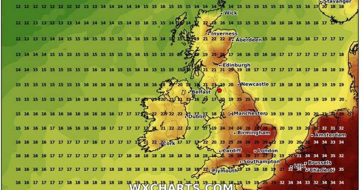 Thunderstorm warnings issued as Met Office urges Brits to prepare emergency kits